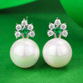 wholesale S925 Sterling Silver New Floral Mother-of-Pearl Pearl Earrings Set with High-Carbon Diamonds, Small and Chic-0-0