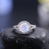 wholesale S925 Sterling Silver Light Luxury Natural Cream Blue Moonstone Ring 25 Carats, Fairy Style for Women-Natural Creamy Blue Moonstone Ring  US Size 10