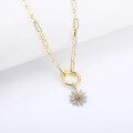 wholesale 925 Sterling Silver Korean Light Luxury Fashion Small Daisy Necklace for Women, Summer Ins Niche Geometric Flower Necklace Wholesale-0-1