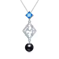 TOUPOP Sterling Silver Black Freshwater Pearl Constellation Necklace-style_name:Capricorn (12.22 - 1.19) with Garnet January Birthstone