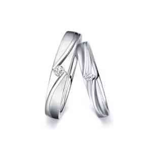 E Wedding Ring Set