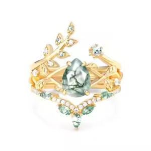 A Moss Agate Gold Ring