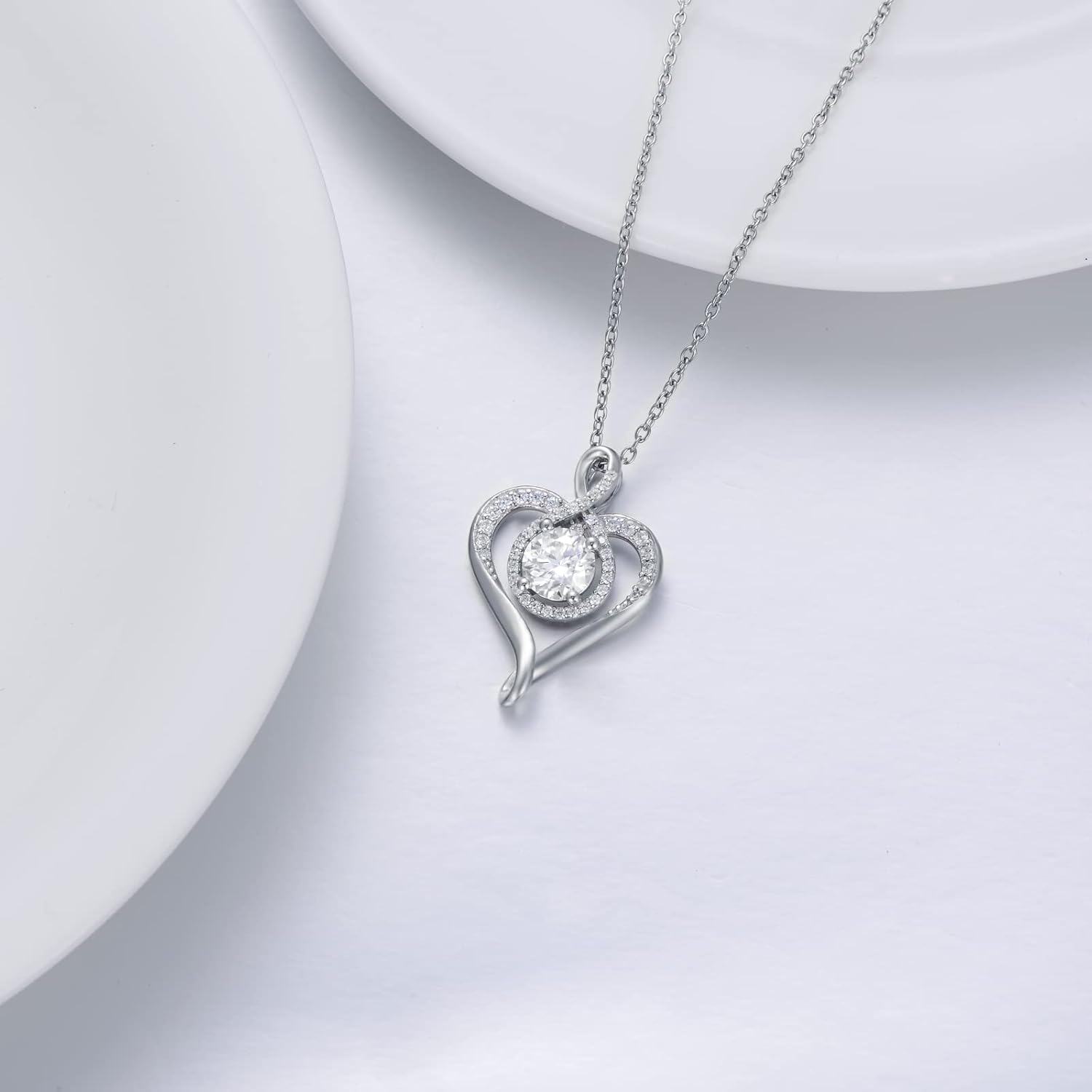 18K Gold Plated Sterling Silver Moissanite Heart Necklace for Women-0-5