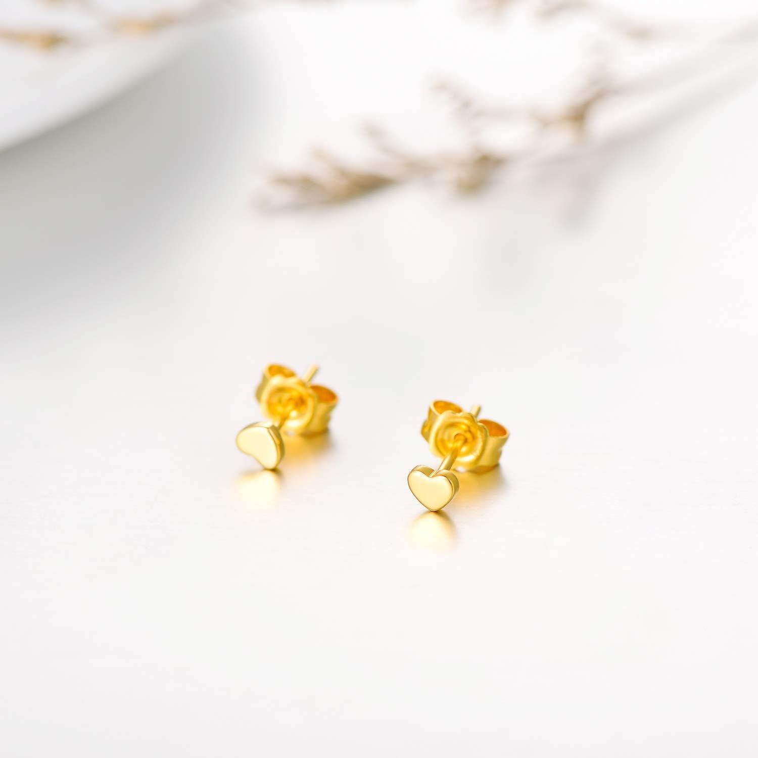 18K Gold Heart Shaped Stud Earrings with Flower Design - Perfect Valentine's Day Gift for Women-0-1