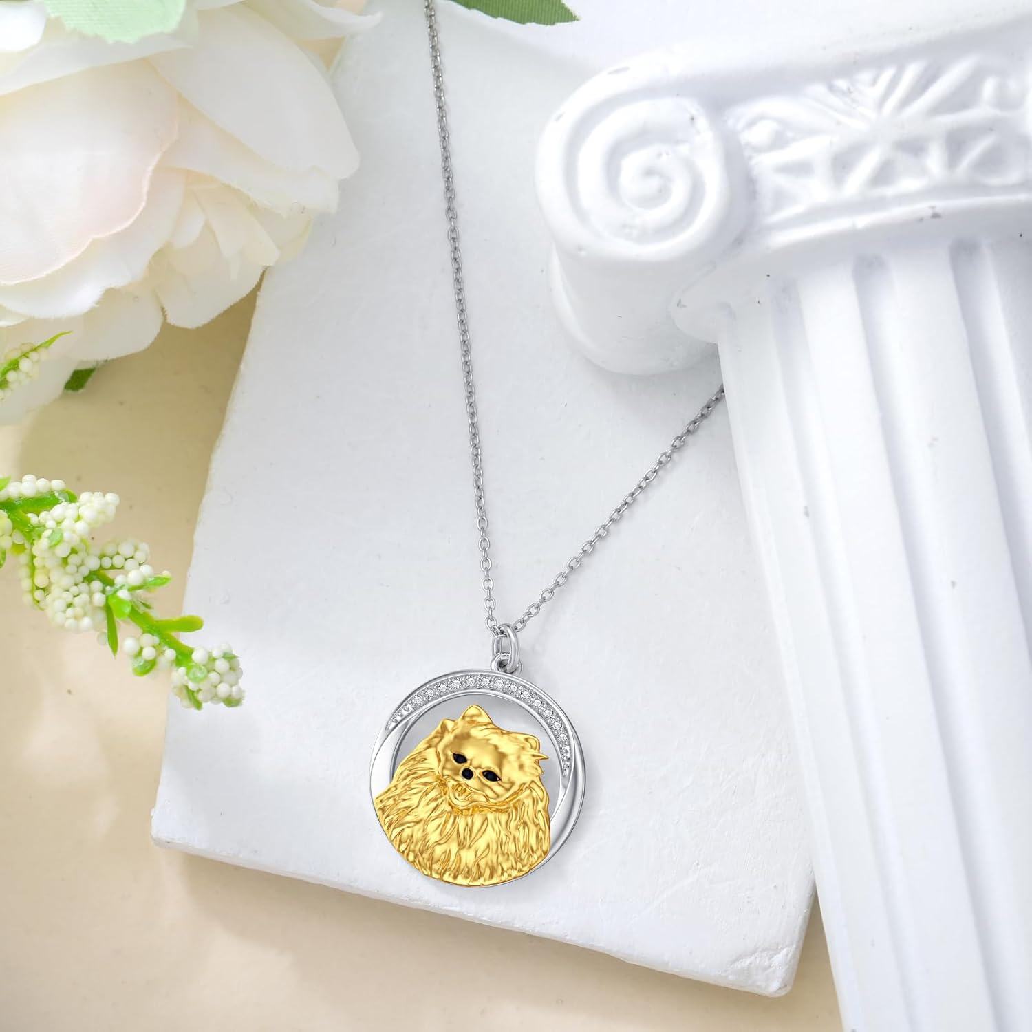 925 Sterling Silver Labrador Retriever Head with Cubic Zirconia Circle Pendant Necklace D VVS-0-3