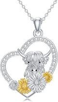 wholesale 925 Sterling Silver Heart-Shaped Highland Cow Pendant Necklace with Sunflowers and Daisy Flowers s for Women-0-0