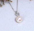 wholesale 14K Gold Leaf Design with White Pearl Pendant Necklace for Women - Elegant  (Length: Adjustable)-0-3