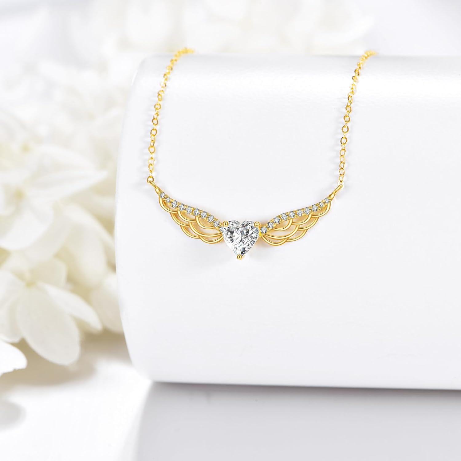 wholesale 14K Gold Heart-Shaped Diamond Pendant Necklace for Women's s-0-4