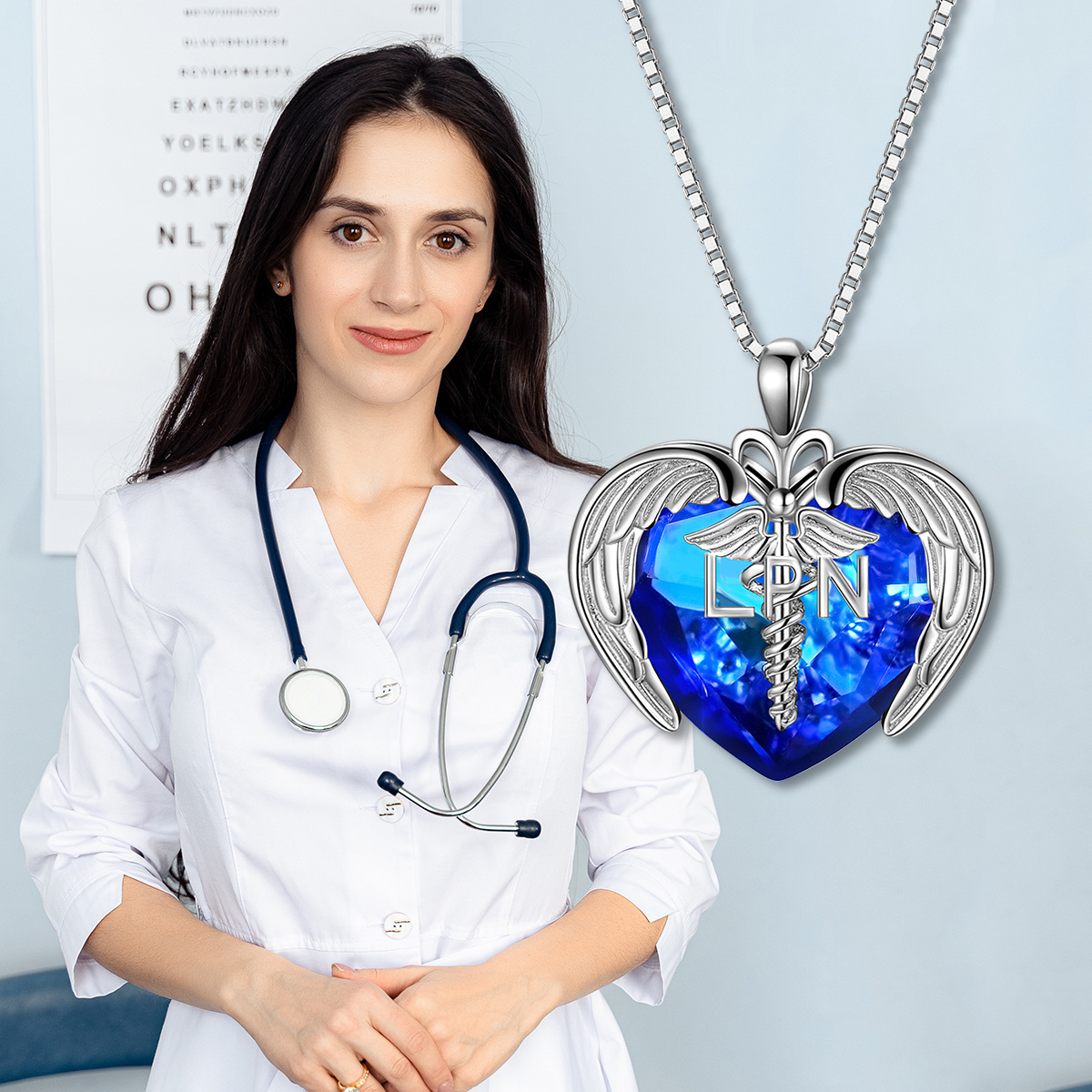 Collar con colgante de plata de ley en forma de caduceo y corazón de cristal con palabra g-3