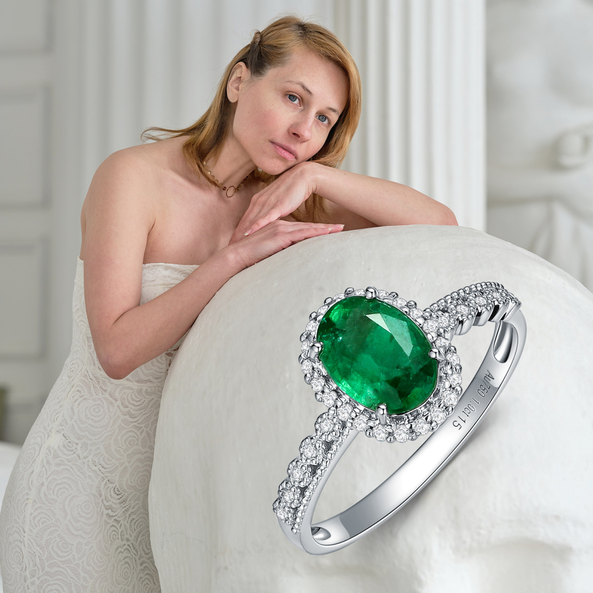 18K White Gold Oval Shaped Emerald Oval Shaped Engagement Ring-6