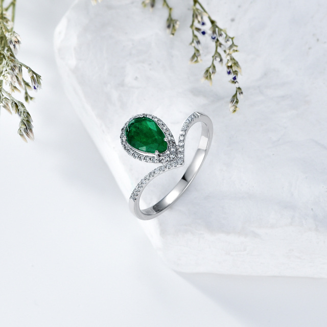 18K White Gold Pear Shaped Emerald Drop Shape Engagement Ring-3