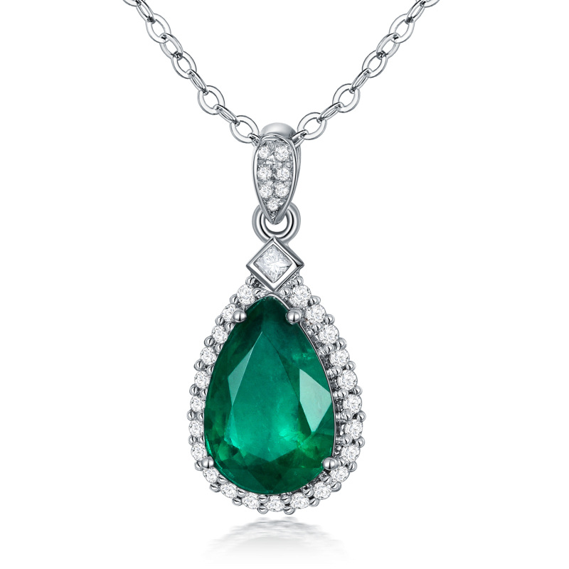 18K White Gold Circular Shaped & Princess-square Shaped Diamond & Emerald Drop Shape Pendant Necklace