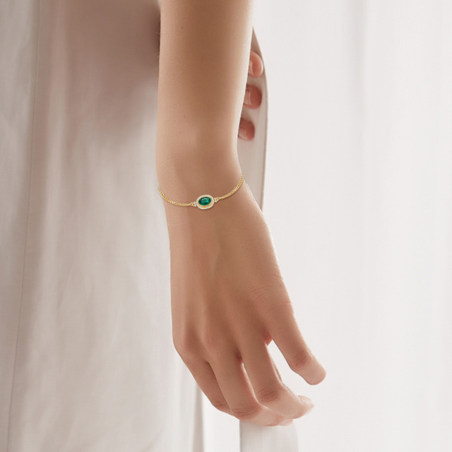 18K Gold Circular Shaped & Oval Shaped Diamond & Emerald Round Pendant Bracelet-3