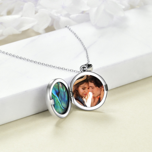 Colar de prata esterlina com um nó de amor em forma de concha de Abalone com foto personalizada-3