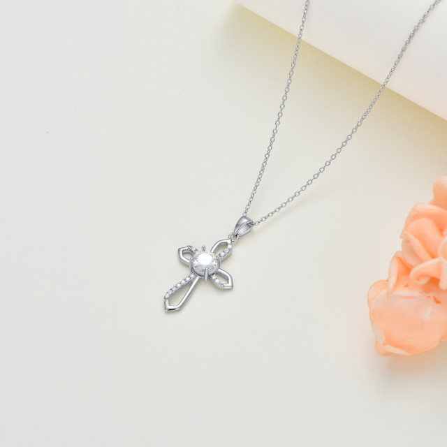 Colar de prata esterlina com pingente de cruz e ankh em forma circular de moissanite-5