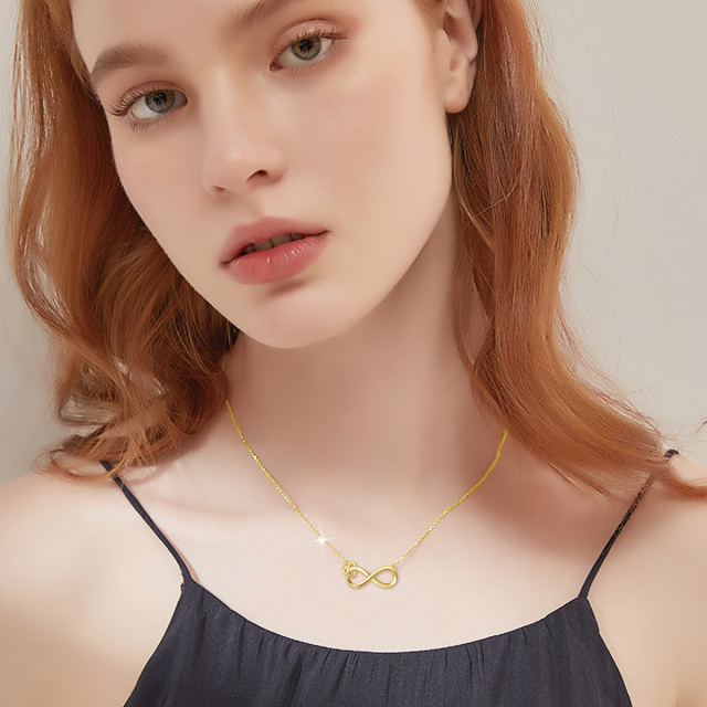 Collier pendentif en or 14K avec symbole du coeur et de l'infini-1