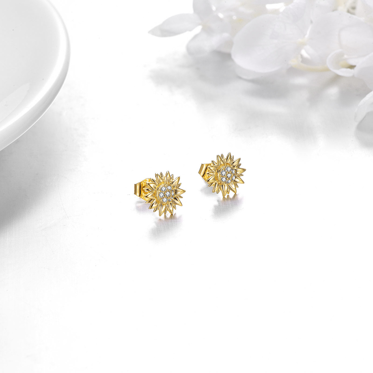 14K Gold kreisförmig kubischer Zirkonia Sonnenblume Ohrstecker-4