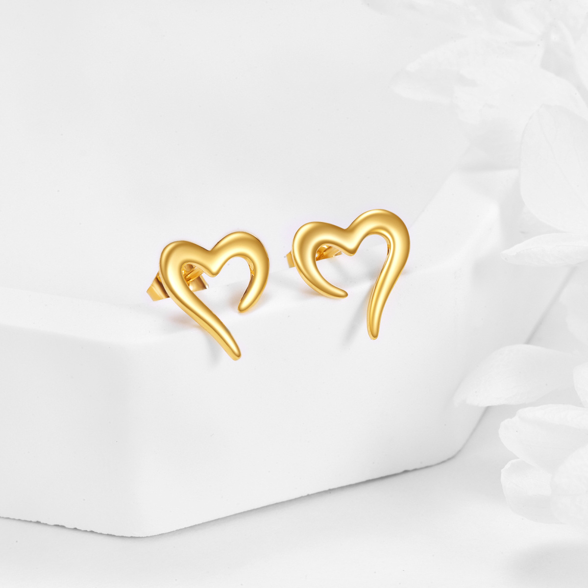 14K Gold Heart Stud Earrings-3