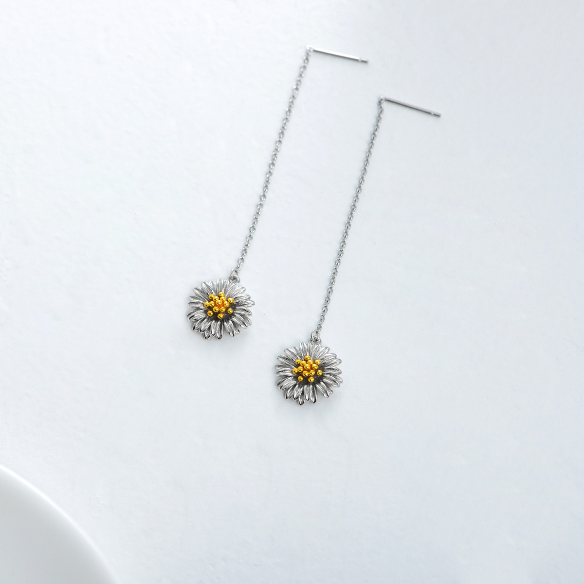 Boucles d'oreilles marguerite en argent sterling bicolore-5