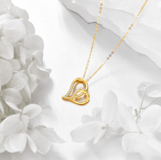Collier avec pendentif en forme de cœur en forme de cercle en or 14 carats et zircone cubique-2