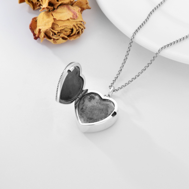 Colar de urna para cinzas em prata de lei com coração e narciso personalizado com foto-3