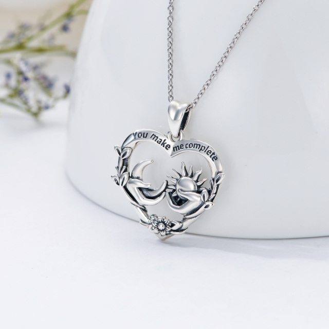 Collar Colgante Corazón y Luna de Plata de Ley con Palabra Grabada-3