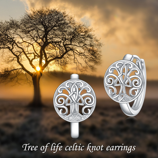 Brincos Huggie com nó celta Tree of Life para mulheres em prata 925-5