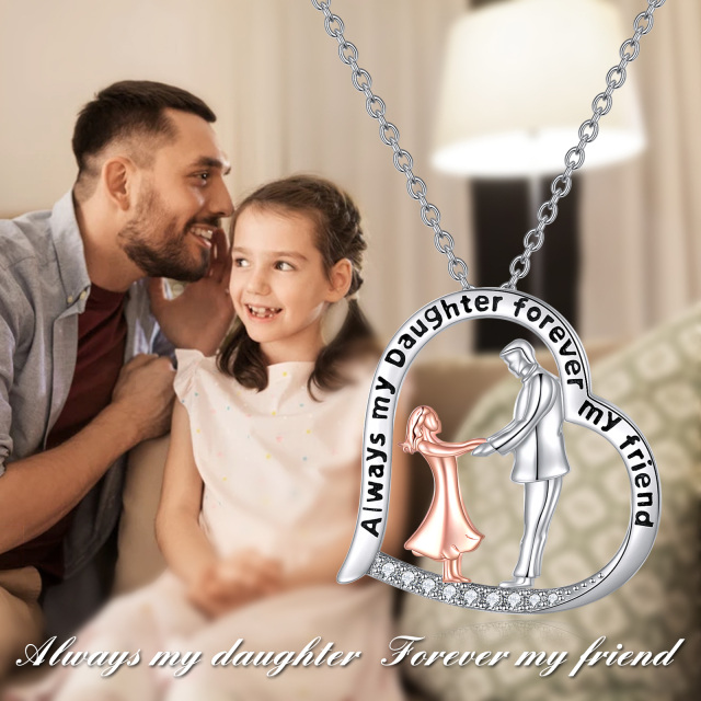 Colar com pingente de coração e filha em formato circular de prata esterlina com zircônia cúbica pai e filha com palavra gravada-5