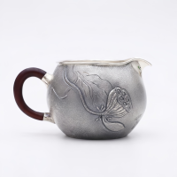 wholesale Pure 999 Fine Silver Elegant Sterling Silver Fair Cup with Hand-Engraved Lotus Motif and Ergonomic Wooden Handle - Handicraft-undefined