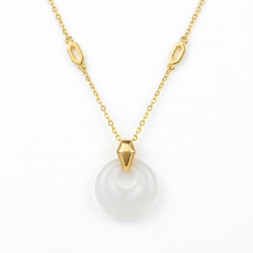 925纯银夜光白石圆形吊坠项链，几何链节细节