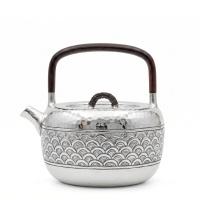 wholesale 999 Pure Silver Teapot Hammered Wave Pattern Wooden Handle Tea Kettle-undefined