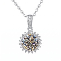 wholesale 925 Sterling Silver Round Moissanite Halo Pendant Necklace With Chain For Women-