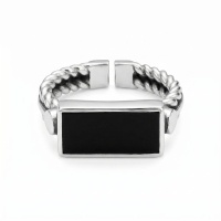 wholesale 925 Sterling Silver Elegant  Rope Band Ring with Rectangular Black Onyx Stone-undefined