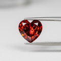 Garnet-red Heart-shaped Moissanite-0-2