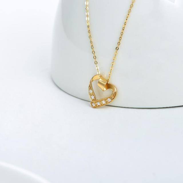 14K Gold Circular Shaped Moissanite Heart Pendant Necklace-2