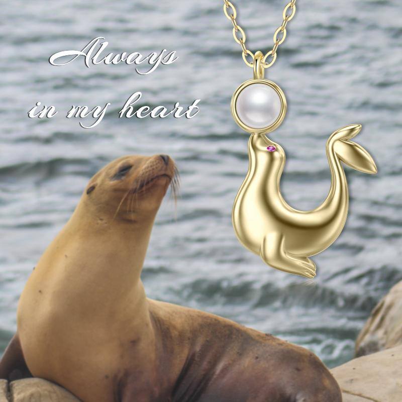Collar con colgante de león marino y perlas de oro de 14 quilates-6
