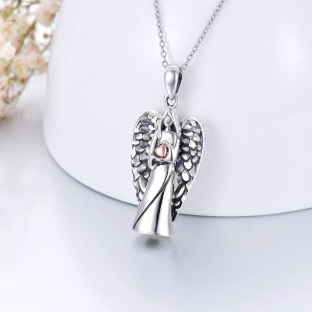 Collar de plata de ley de dos tonos con alas de ángel y urna de corazón-2