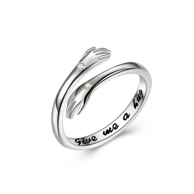 Anillo abierto de plata de ley con forma circular y zirconia cúbica con palabra grabada-0