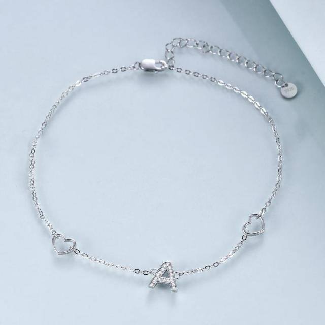 Pulsera colgante de plata de ley con forma circular de circonita cúbica y letra inicial A-4