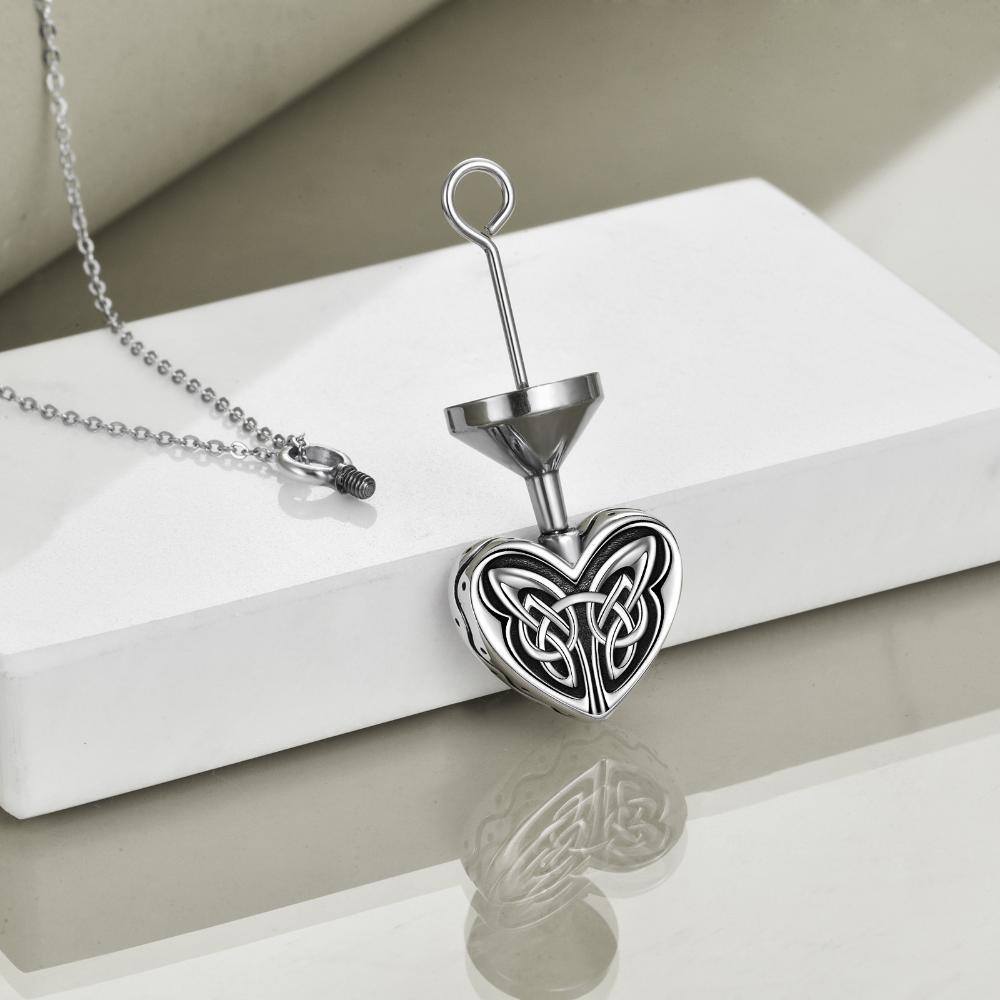 Collar de plata de ley con mariposa, nudo celta y urna de corazón para cenizas-4