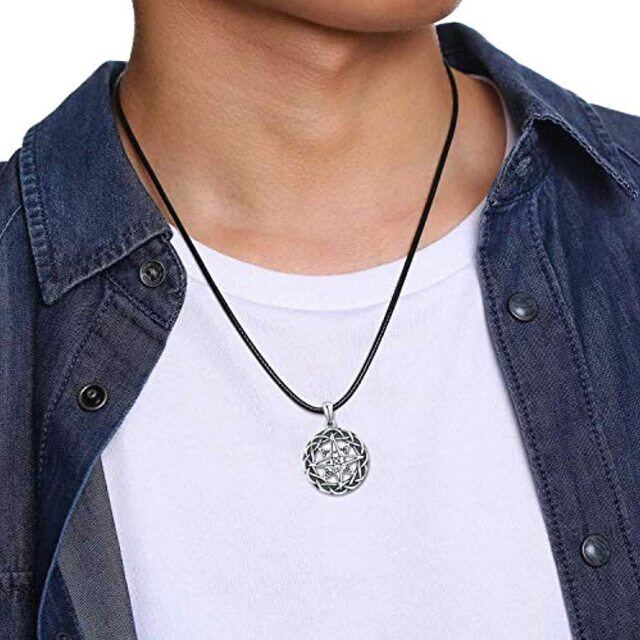 Collier avec pendentif boussole à nœud celtique bicolore en argent sterling-2