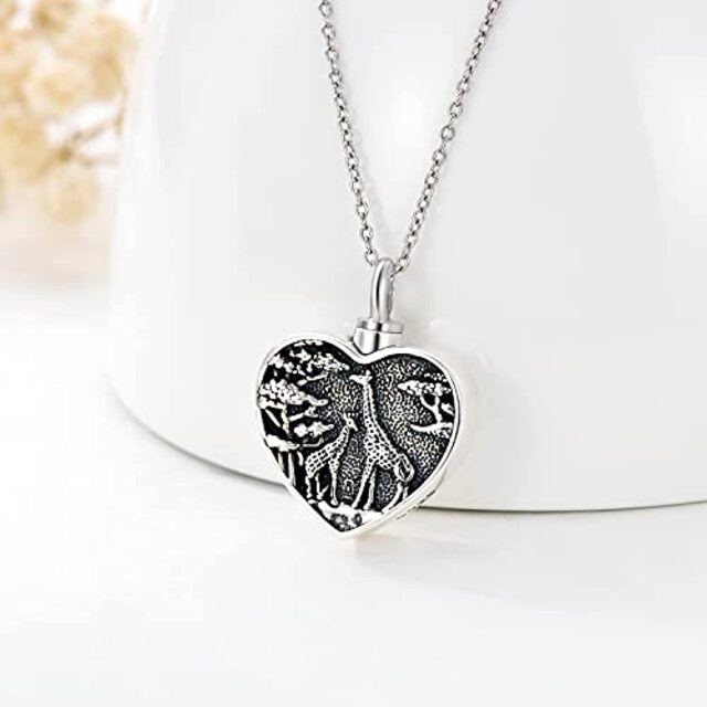 Collana per urne in argento sterling con giraffa e cuore per le ceneri-3