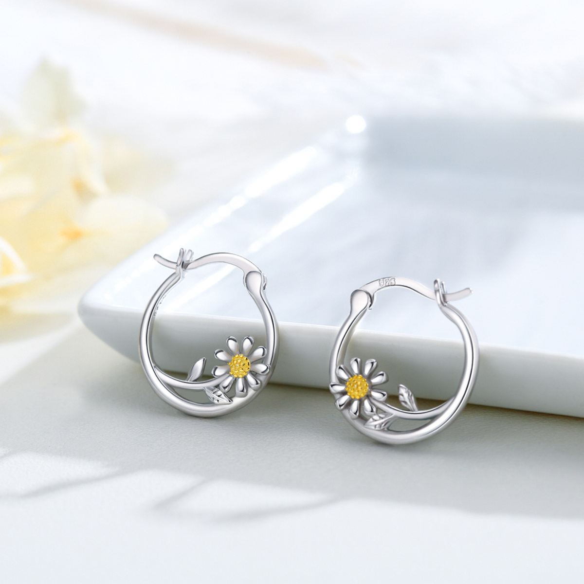 Boucles d'oreilles marguerite en argent sterling bicolore-4