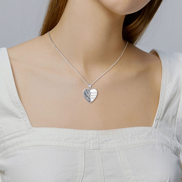 Collar de plata de ley con forma circular de pluma y corazón personalizado con foto y pala-2