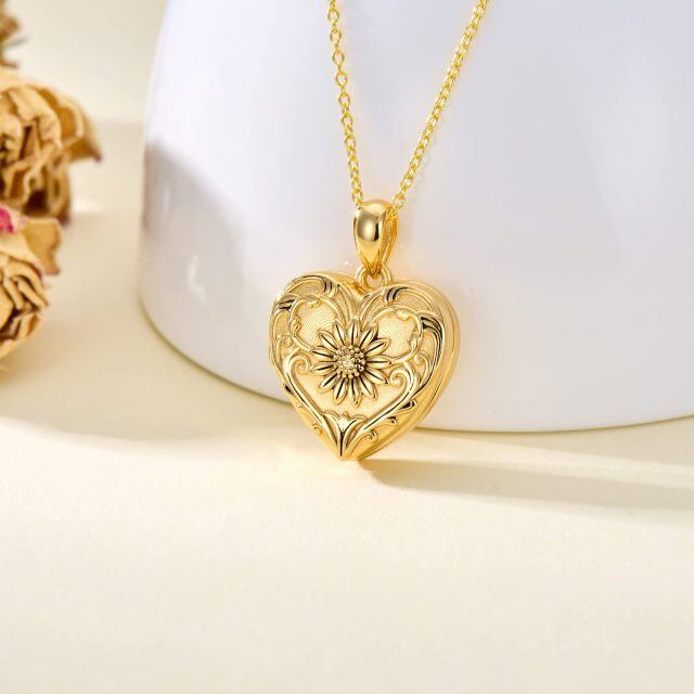 Colar de medalhão fotográfico personalizado com girassol e coração em ouro de 10K-2