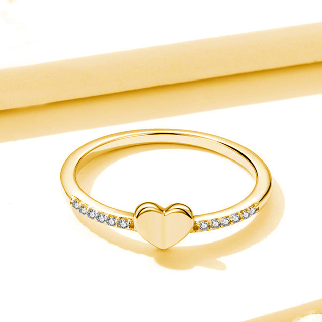 Anel de diamante em forma de coração em ouro de 10K-2