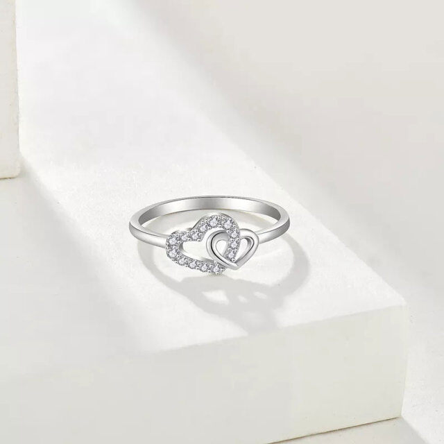 10K White Gold Circular Shaped Moissanite Couple Engagement Ring-2