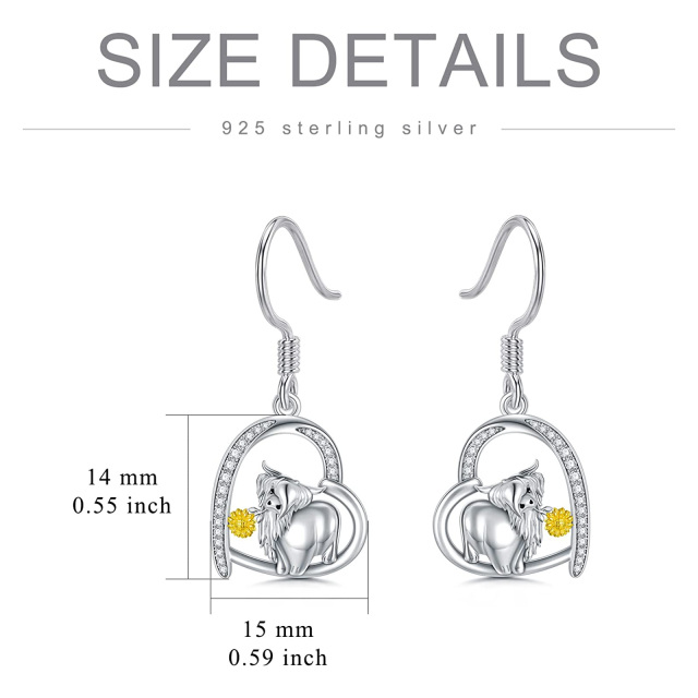 Boucles d'oreilles pendantes Highland Cow & Heart en argent cubique et zirconium-5