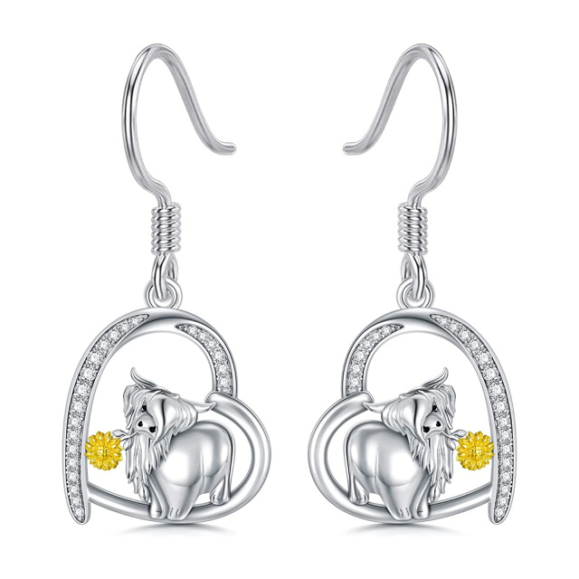 Boucles d'oreilles pendantes Highland Cow & Heart en argent cubique et zirconium-0