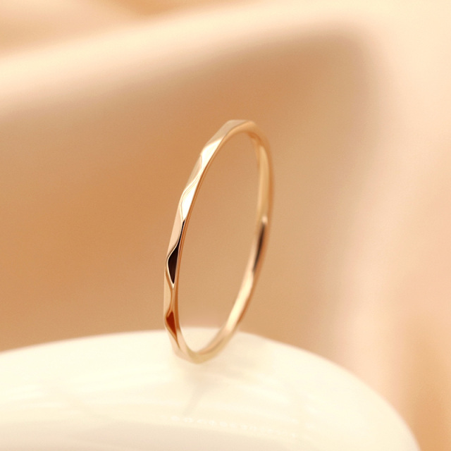 10K Rose Gold Runder stapelbarer Ring-4